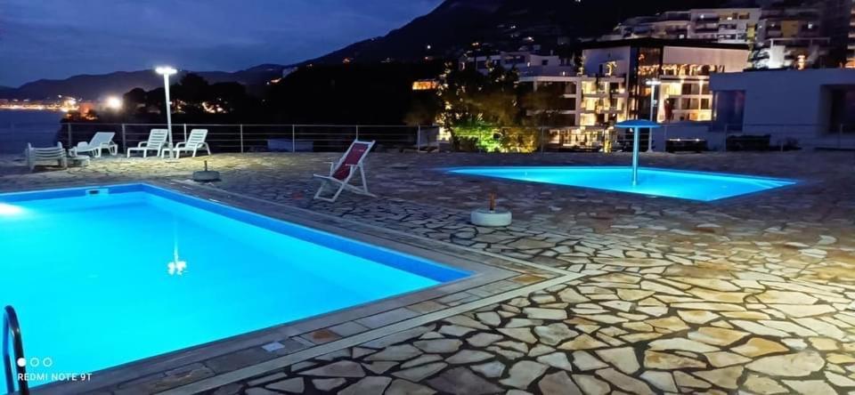 Aldi'S Guest House Vlorë Екстериор снимка