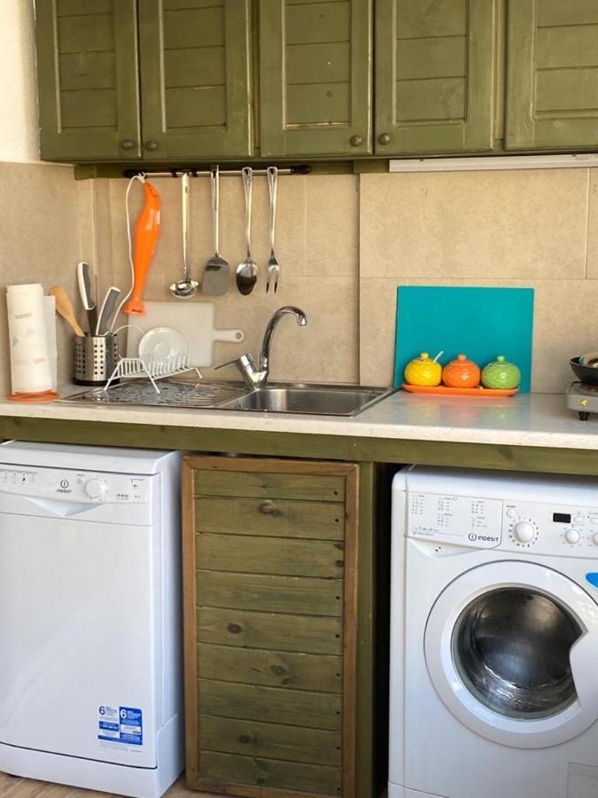 Aldi'S Guest House Vlorë Екстериор снимка