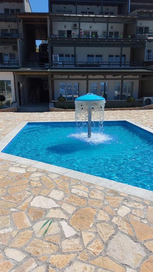Aldi'S Guest House Vlorë Екстериор снимка