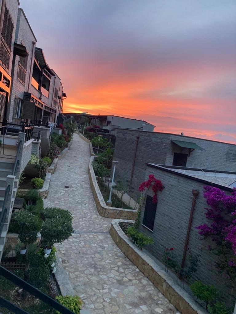 Aldi'S Guest House Vlorë Екстериор снимка