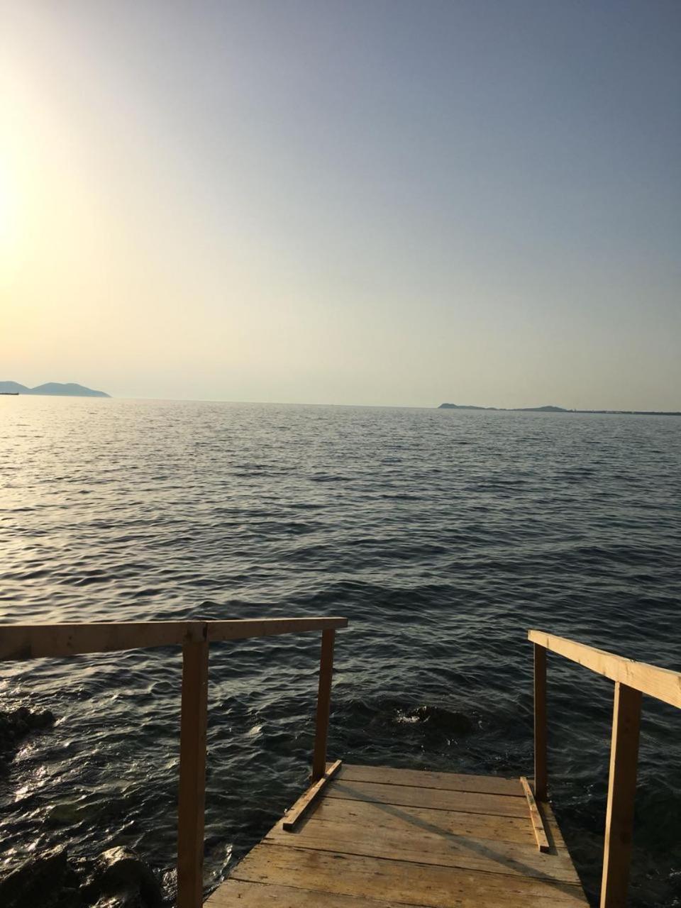 Aldi'S Guest House Vlorë Екстериор снимка